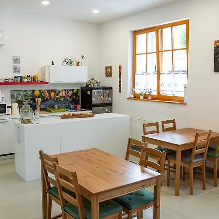 Bikeski Family Hotel, B&B, Apartaments, Rooms Mezica Exterior photo